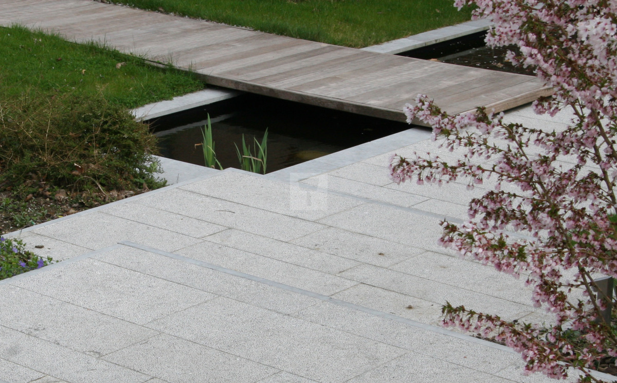 Outdoor Bluestone Cleaning | Carrières du Hainaut