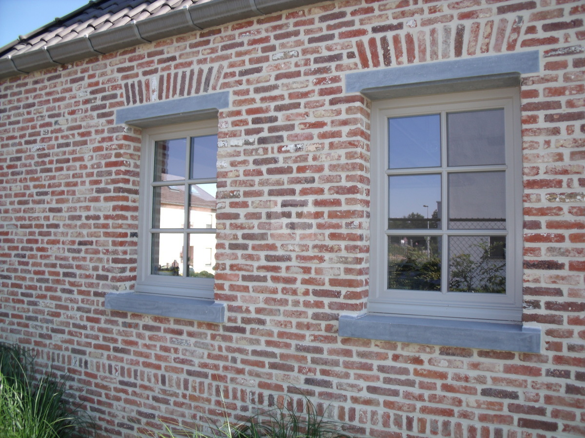 Wie können Sie eine Türschwelle oder eine Fensterbank aus Blaustein verlegen?